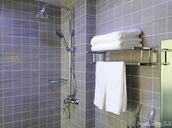 Urban 118 Hotel Talien Kültér fotó